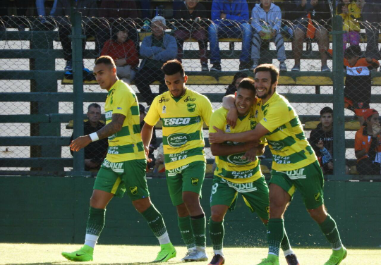 Defensa se floreo ante el Lanús alternativo