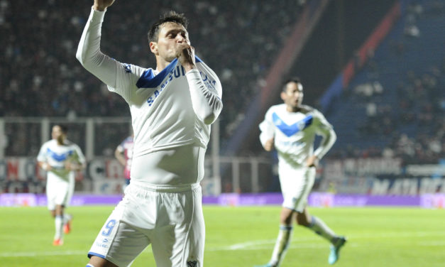 Mauro Zárate vuelve a Vélez