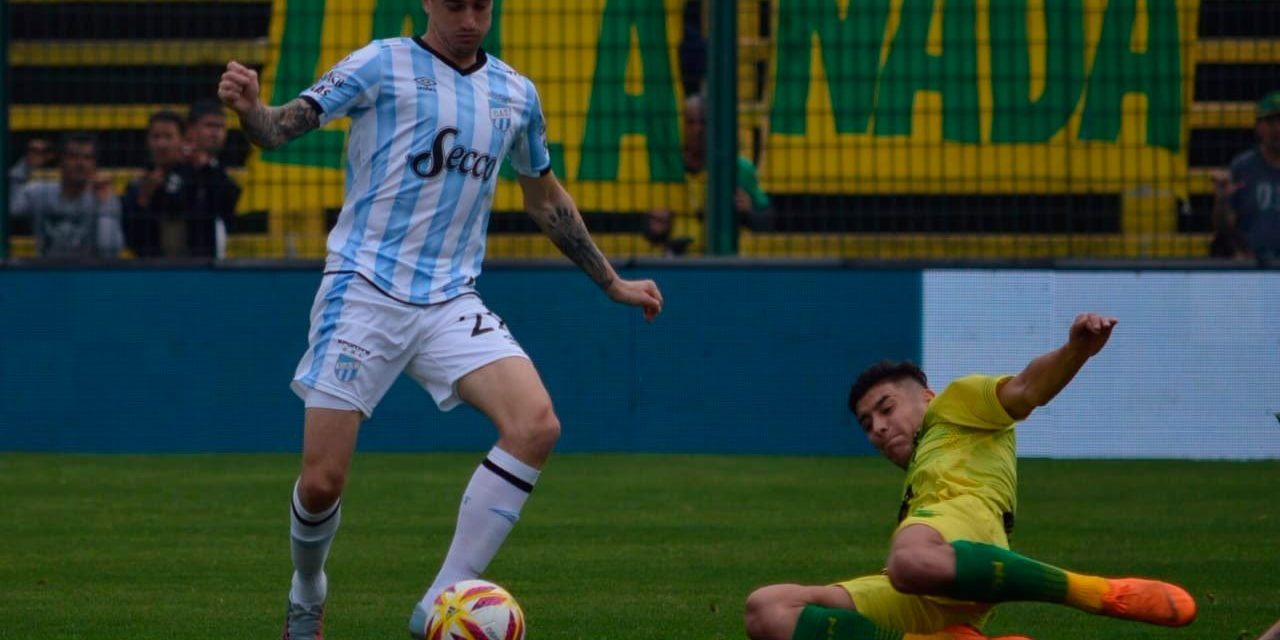 Defensa y Atlético empataron en Varela