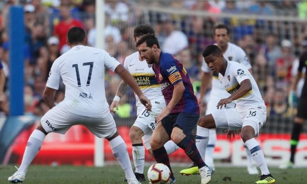 Boca fue sacudido en su visita a Barcelona