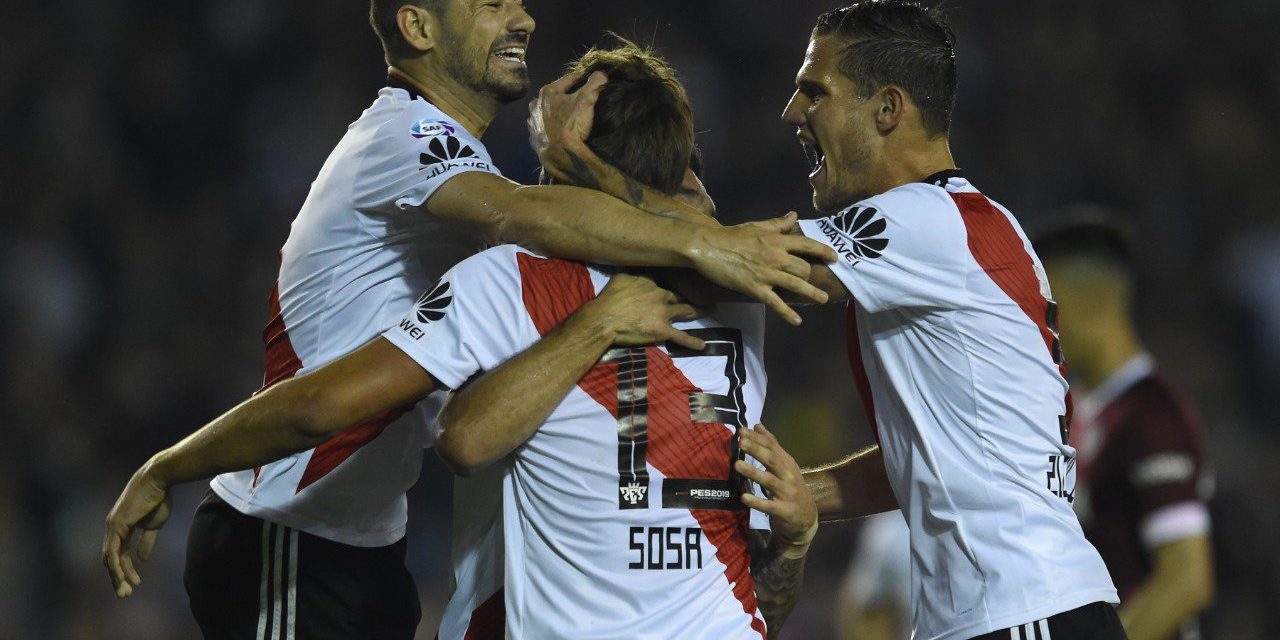 River goleó a Lanús y espera por el rojo