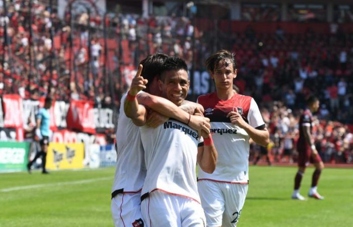 Newell’s volvió a sumar de a tres