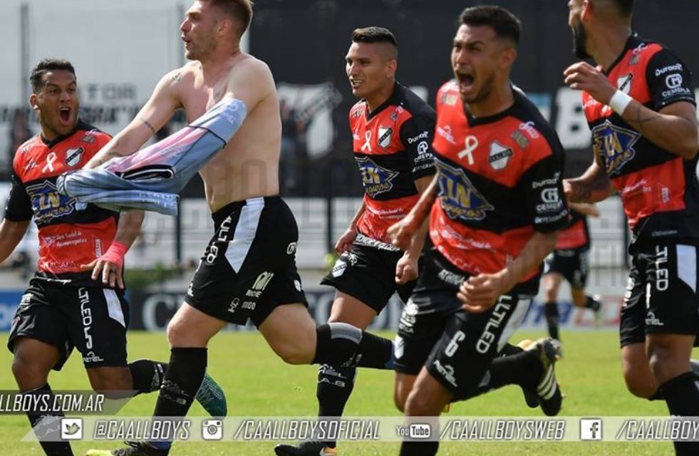 All Boys ganó y quedó cerca de la punta