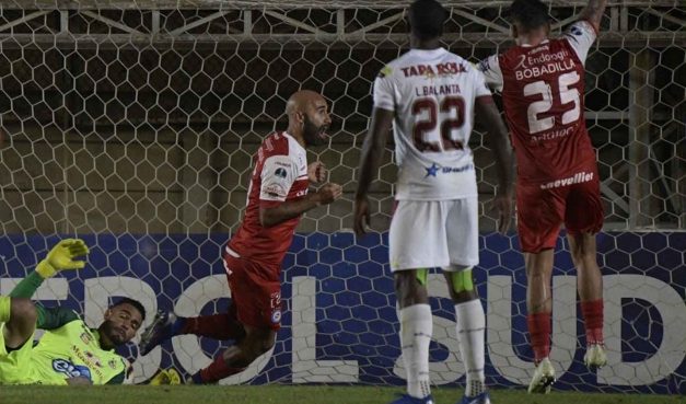 EL BICHO GOLPEÓ AL FINAL Y VA A TOLIMA CON LA SERIE MUY FAVORABLE