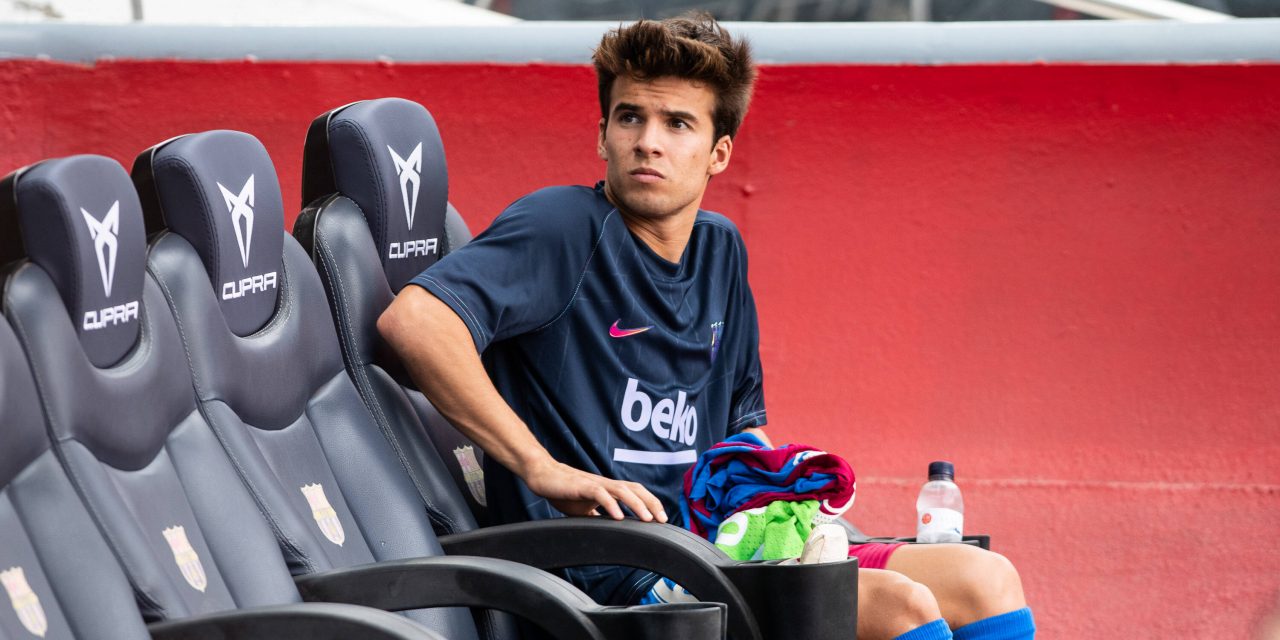 La tremenda mirada de Riqui Puig a Koeman