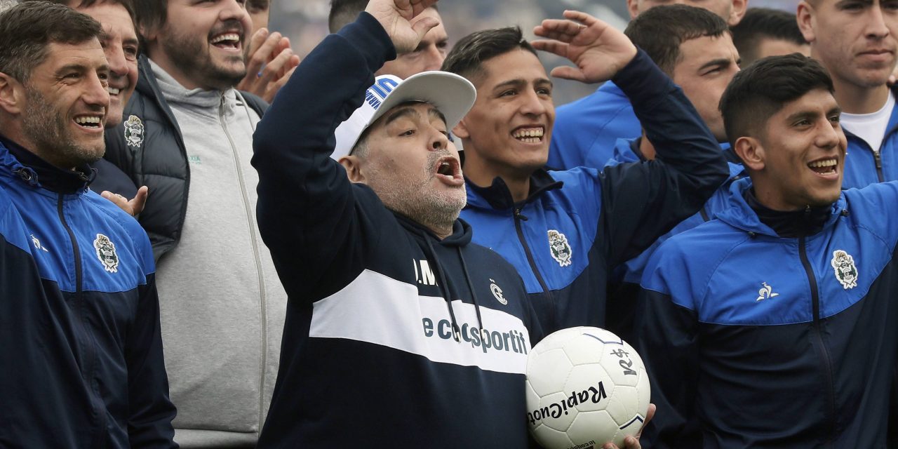 Gimnasia La Plata: A dos años de la presentación de Diego Maradona