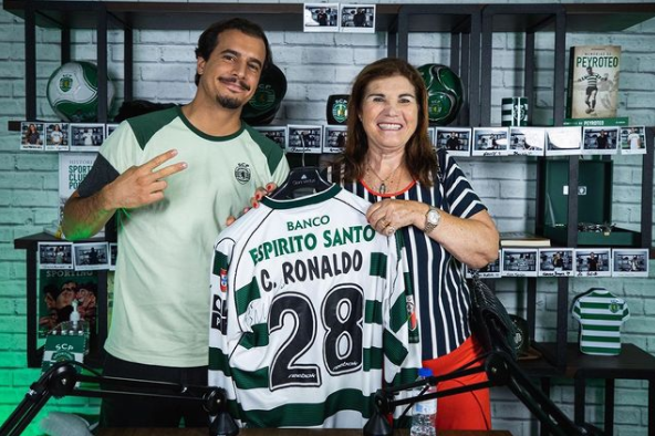 La madre de Cristiano y su deseo por ver a su hijo regresar al Sporting CP