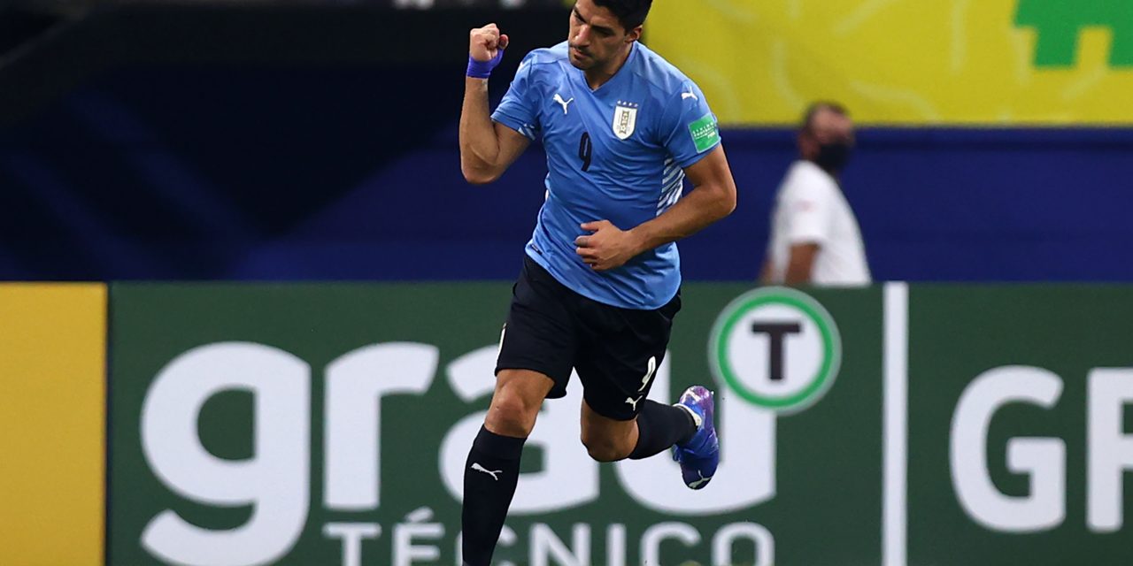 Campeonato del Mundo: Brasil le daba un baile a Uruguay pero Suárez descontó con este golazo