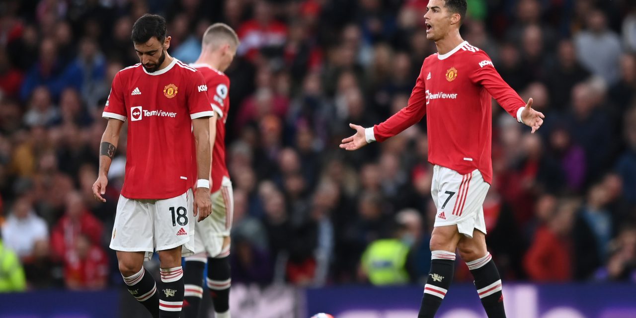 Premier League: Liverpool goleaba al Manchester United y Lingard se peleó con los hinchas