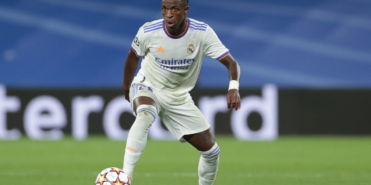 El Manchester United quiere romper el mercado: La oferta millonaria al Real Madrid para quedarse con Vinicius