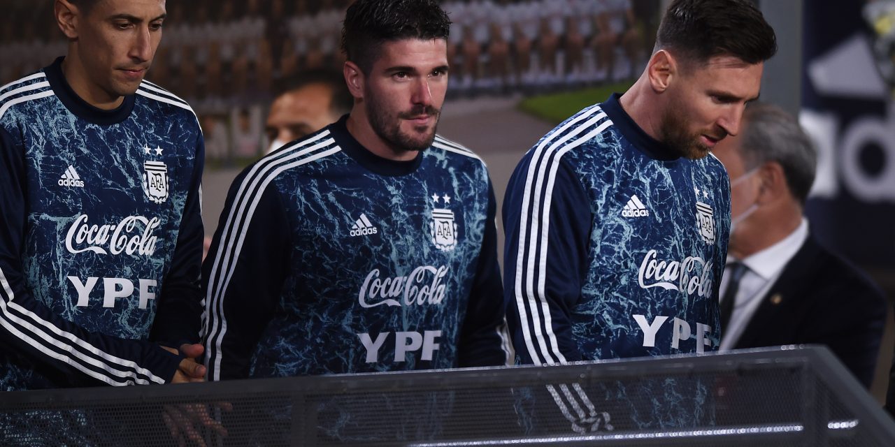 Duro momento en la selección Argentina: La decisión que debió tomar Scaloni y podría afectar a Messi