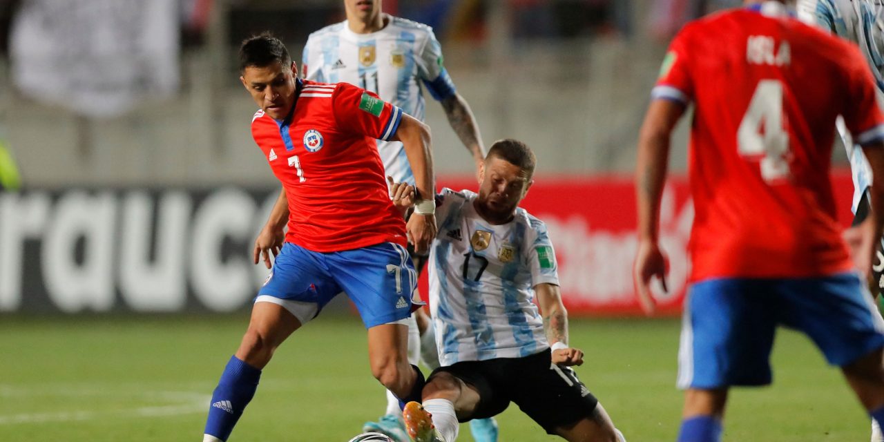 ¡A lo Maradona! Así quedó el tobillo del Papu Gómez tras la victoria de Argentina sobre Chile