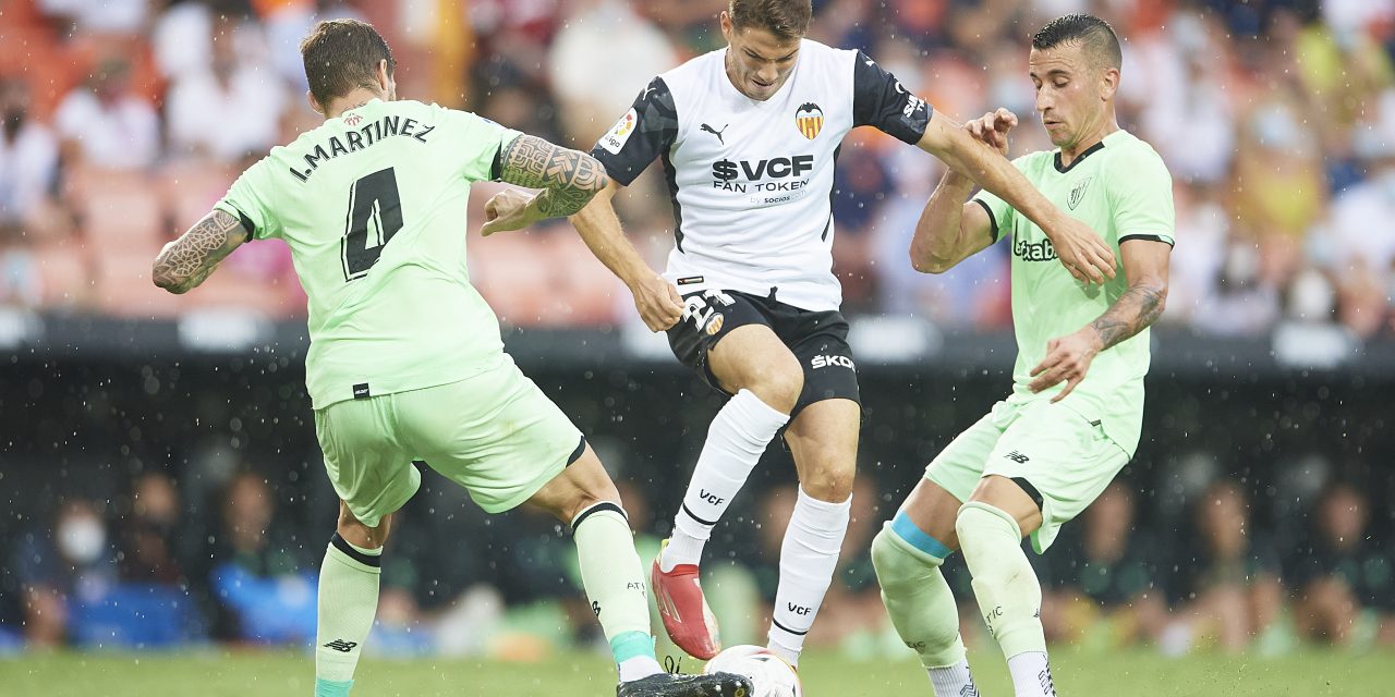 La Liga de España: El Levante estalla contra Manu Vallejo