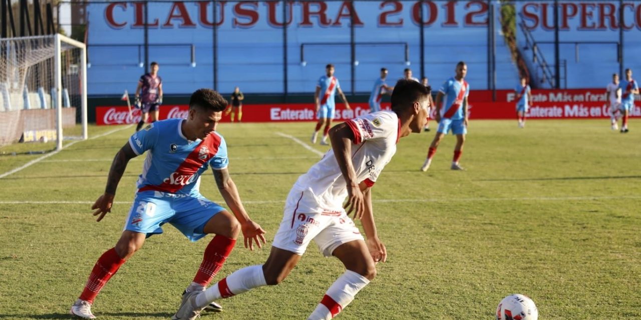 Arsenal le dio vuelta un partido clave a Huracán