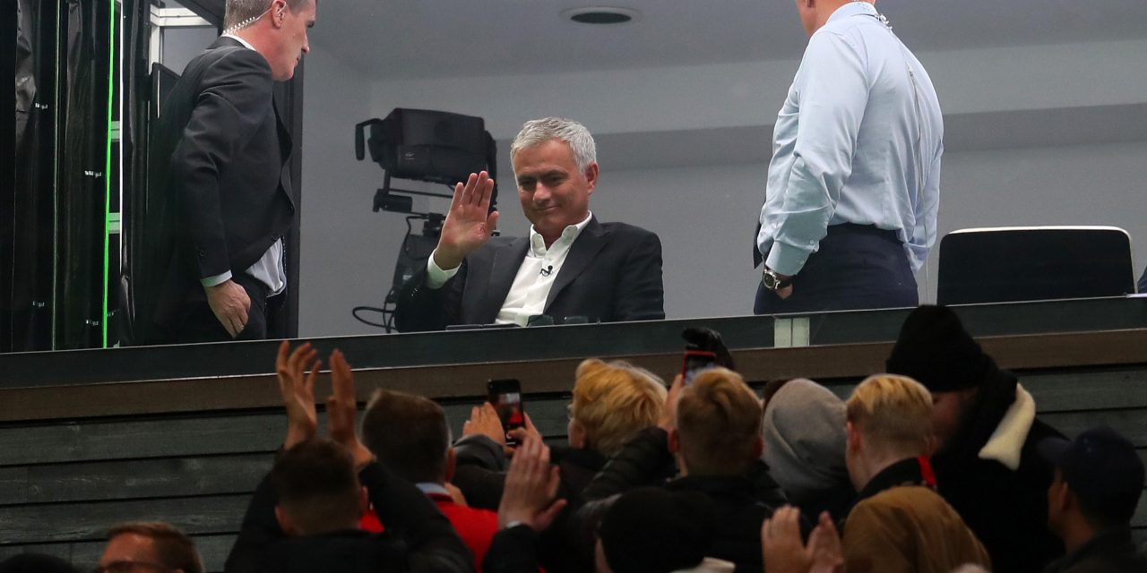 Champions League: «Llegué al Manchester United a entrenar y Mourinho me echó del vestuario»