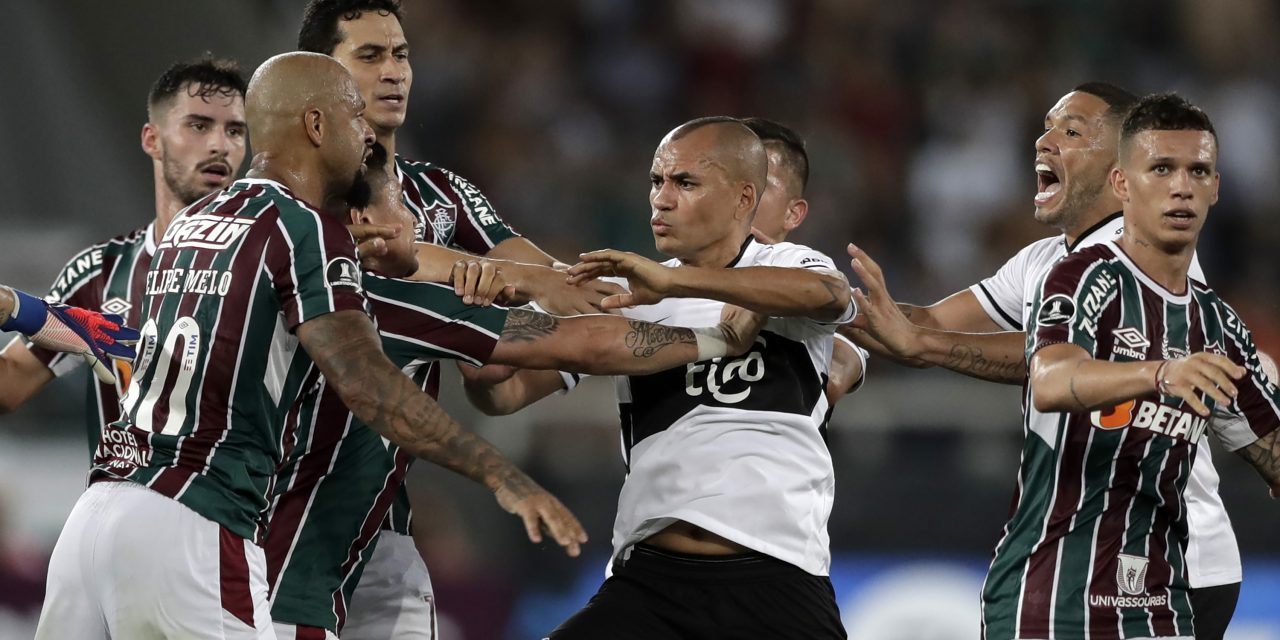 Escándalo con Felipe Melo luego de la eliminación de Fluminense de la Copa Libertadores