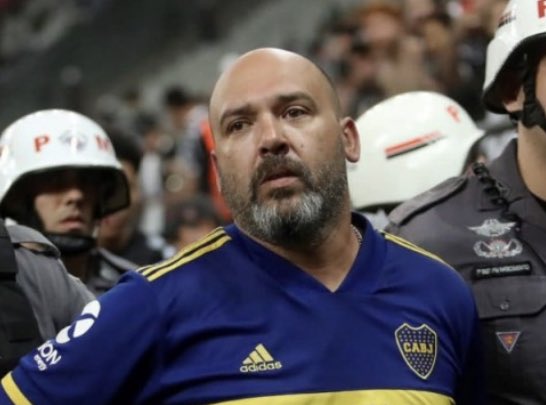 Un hincha de Boca fue detenido en Brasil por gestos racistas contra los hinchas de Corinthians en el partido por la  Libertadores - Ojo de Halcon