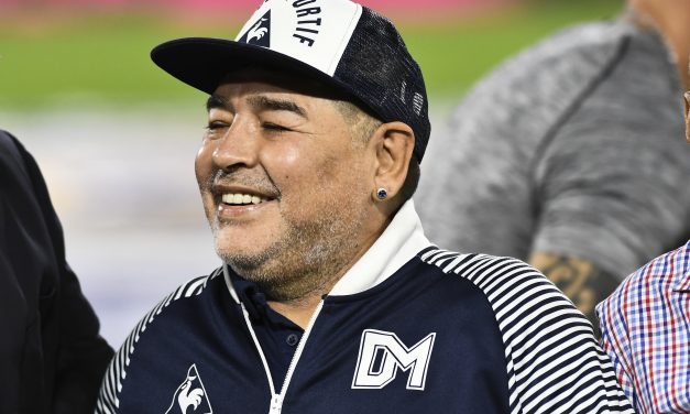 Trabajo con Maradona y ahora podría unirse a Tévez en Rosario Central