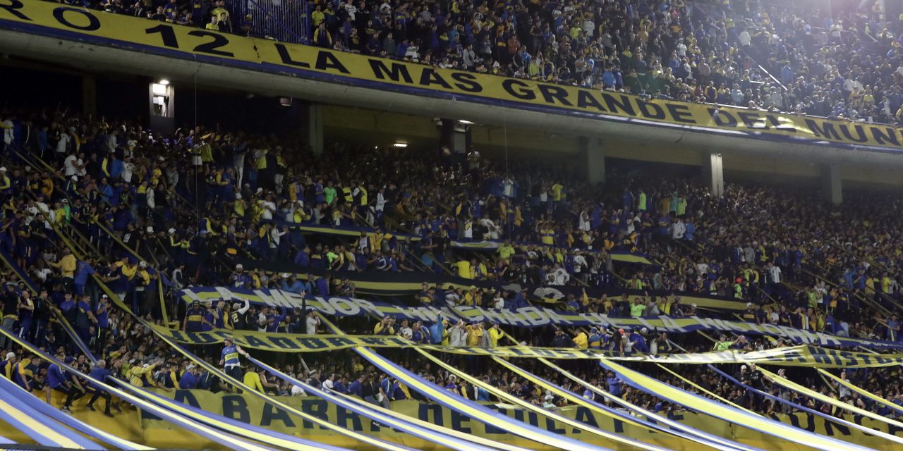 Es una leyenda en Italia y dijo «Cuando era chico, miraba videos de la hinchada de Boca»