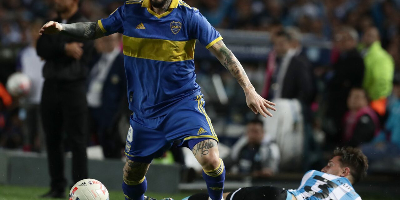 La frase de Benedetto en el entretiempo que enfureció a Zambrano en el vestuario de Boca