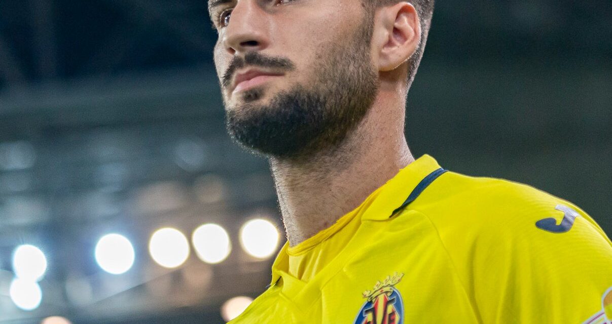 La decisión del Villarreal con Álex Baena
