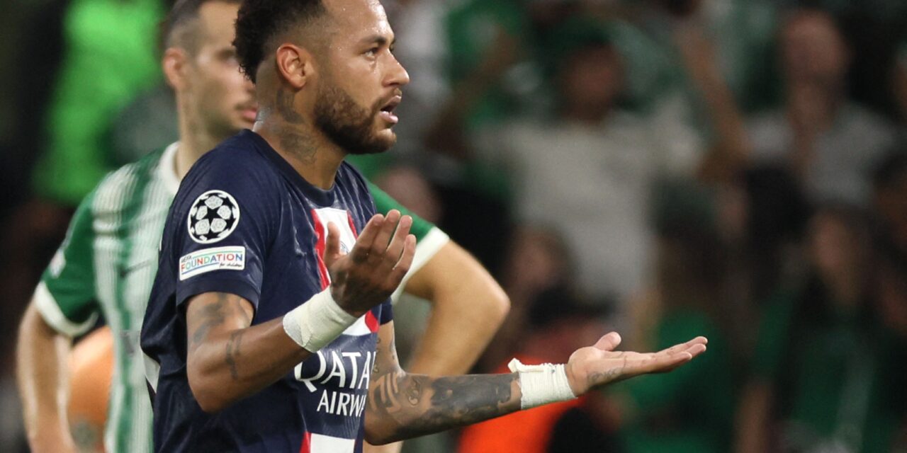 La bronca de Neymar con el árbitro a pesar de la victoria del PSG