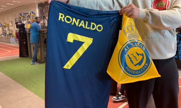 Destrozó al nuevo entrenador de Cristiano en Al Nassr «No sabe nada de fútbol, es la peor persona que conocí»