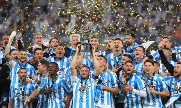 El particular saludo que recibió Racing por ganarle la Supercopa Argentina a Boca en Abu Dhabi