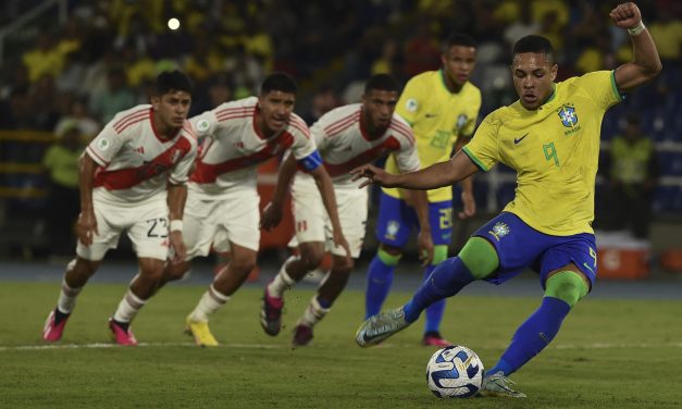Refuerzo desde Brasil para Xavi: Vitor Roque, a un paso de firmar con el FC Barcelona