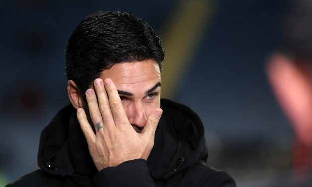 Tras perder a Mudryk el Arsenal va por un crack del Barcelona