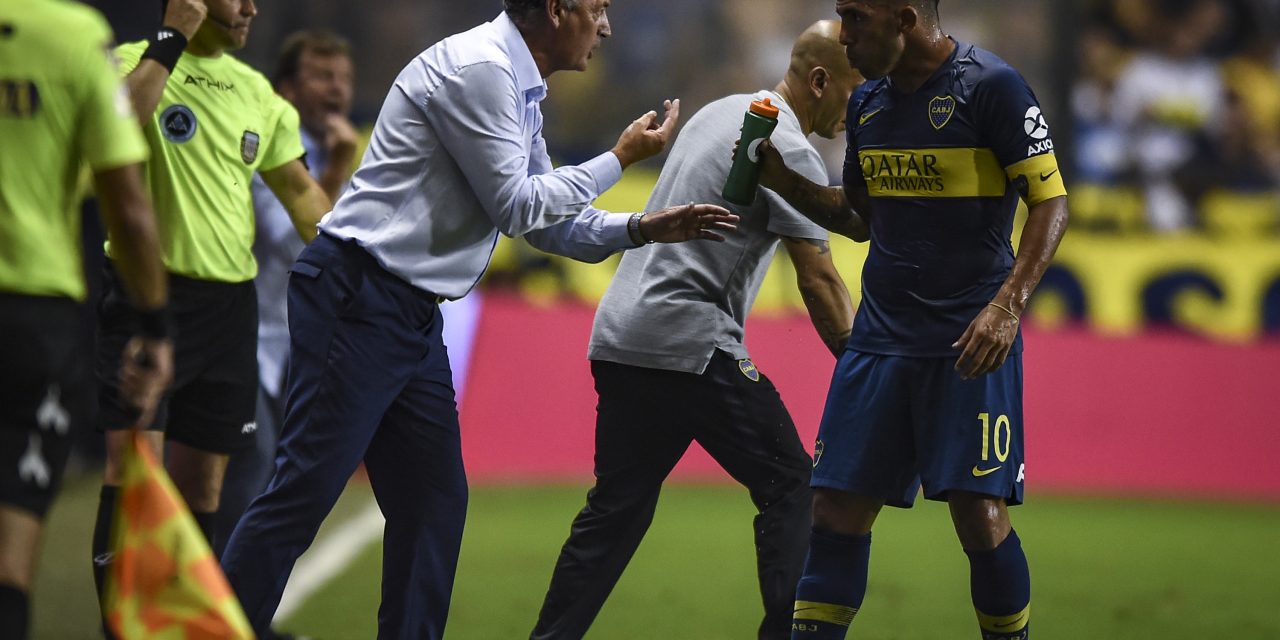 El brutal dardo de Tévez a Gustavo Alfaro sobre su paso por Boca