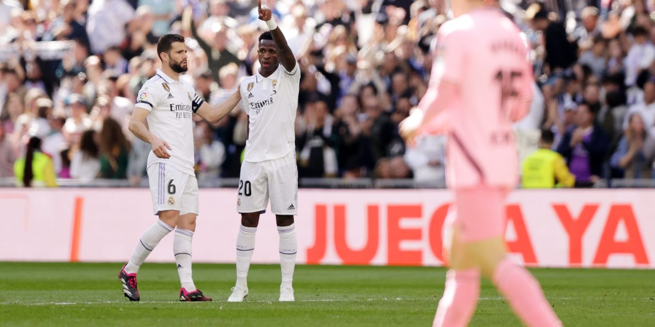 El Madrid no se baja de la pelea y remonta 3-1 al Espanyol en el Bernabéu