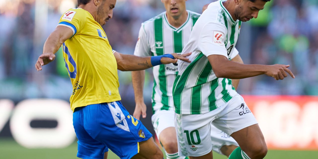 (1 vs 1) Real Betis Balompíe vs Cádiz CF, Tablas en el derbi andaluz