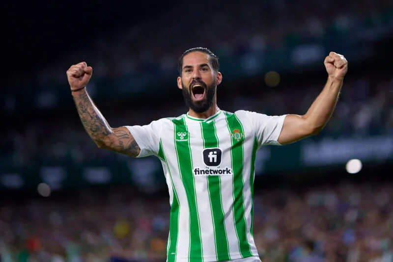 Crónica: Real Betis Balompié 2-1 Sparta Praga: Isco saca la magia y evita un problema europeo