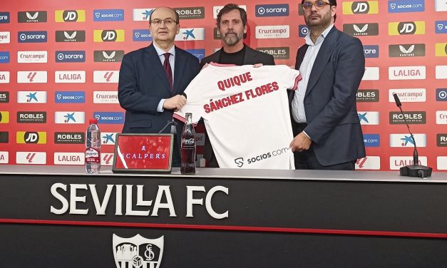 Quique Sánchez Flores, presentado en Nervión