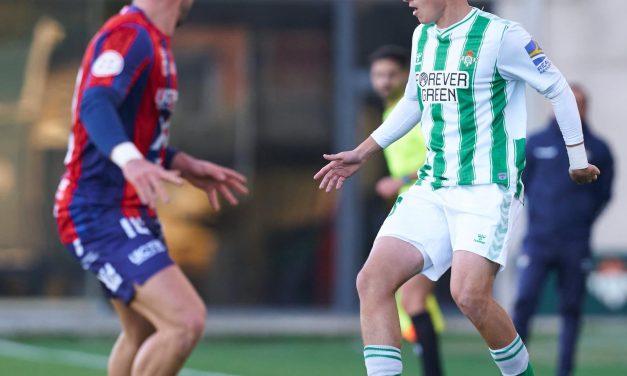 El Betis Deportivo jugó un buen pero no pudo ganar en la Segunda RFEF