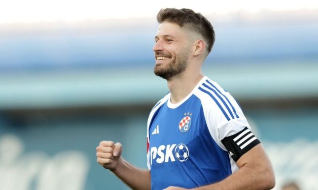 Rui Silva sueña con la Conference y Petkovic llama payaso a Jarni