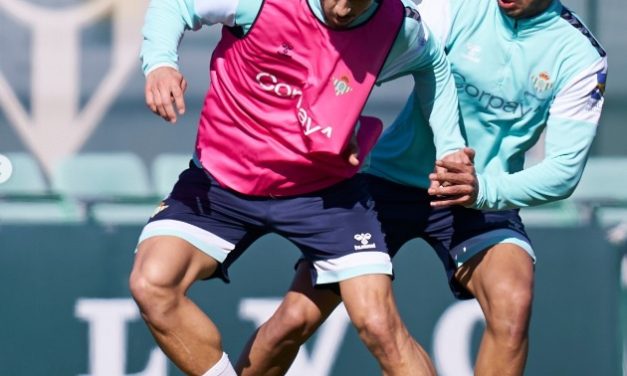 Claudio Bravo se ausenta en el último entrenamiento del Real Betis