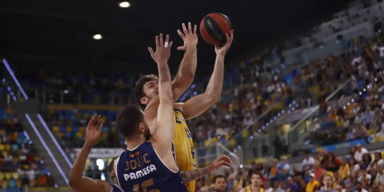 Gran Canaria 79- Valencia Basket 71: El Granca saca fuerzas y le da una alegría a su gente