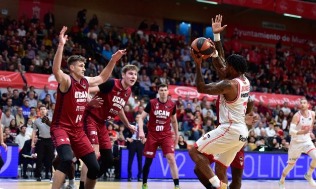 UCAM Murcia – Valencia Basket: Valencia barre a Murcia forzando el tercer partido de play-off (72-83)